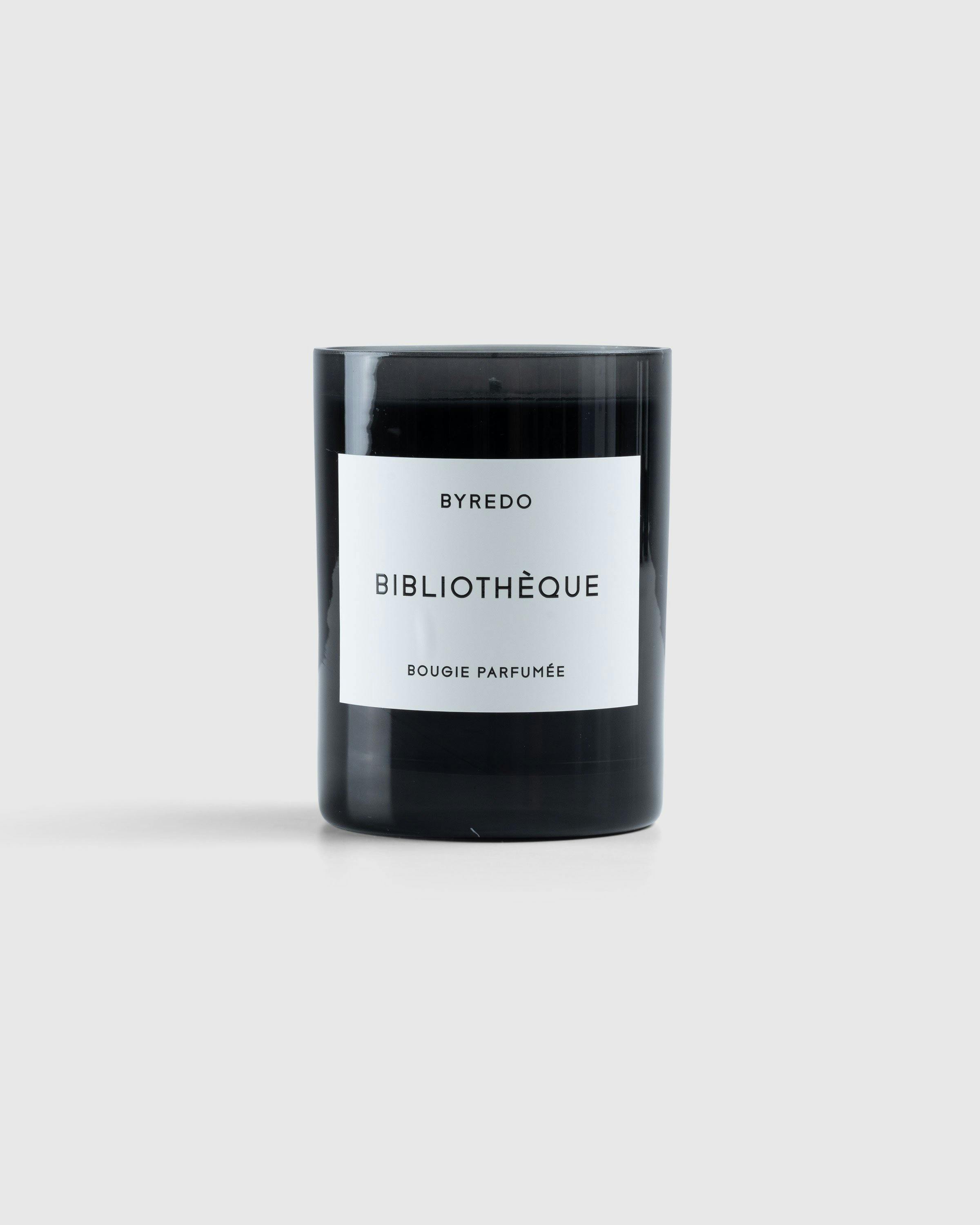 Byredo - FC Bibliotheque 240g - Lifestyle - Transparent - Image 1