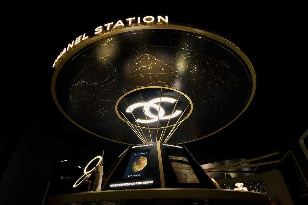 Chanel Erects Space Station Pop-up to Promote N°5 Perfume