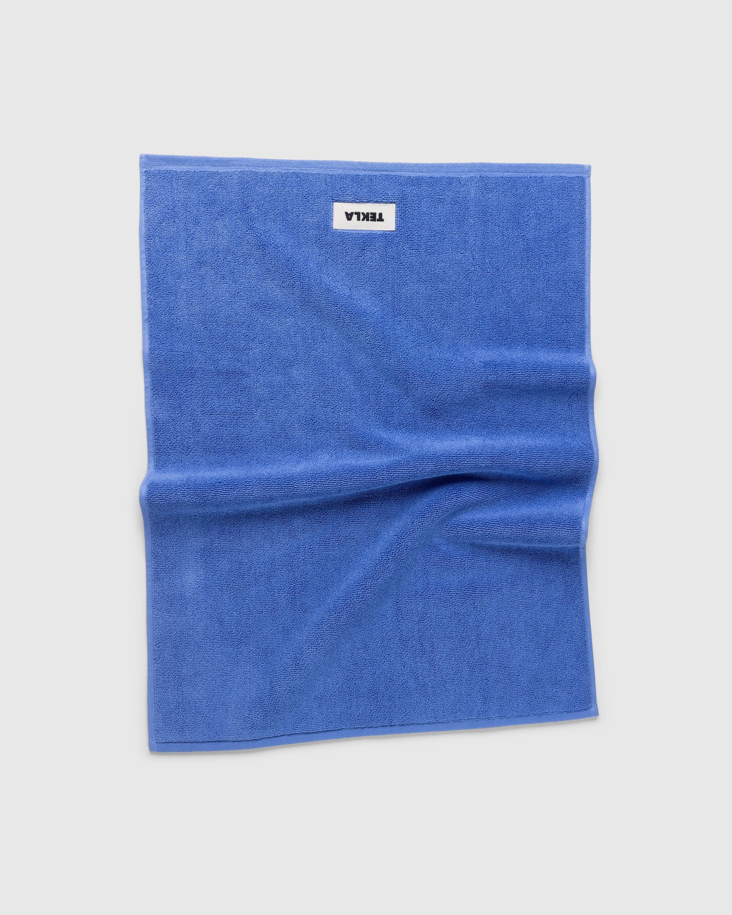 Tekla - Bath Mat Solid Clear Blue - Lifestyle - Blue - Image 1