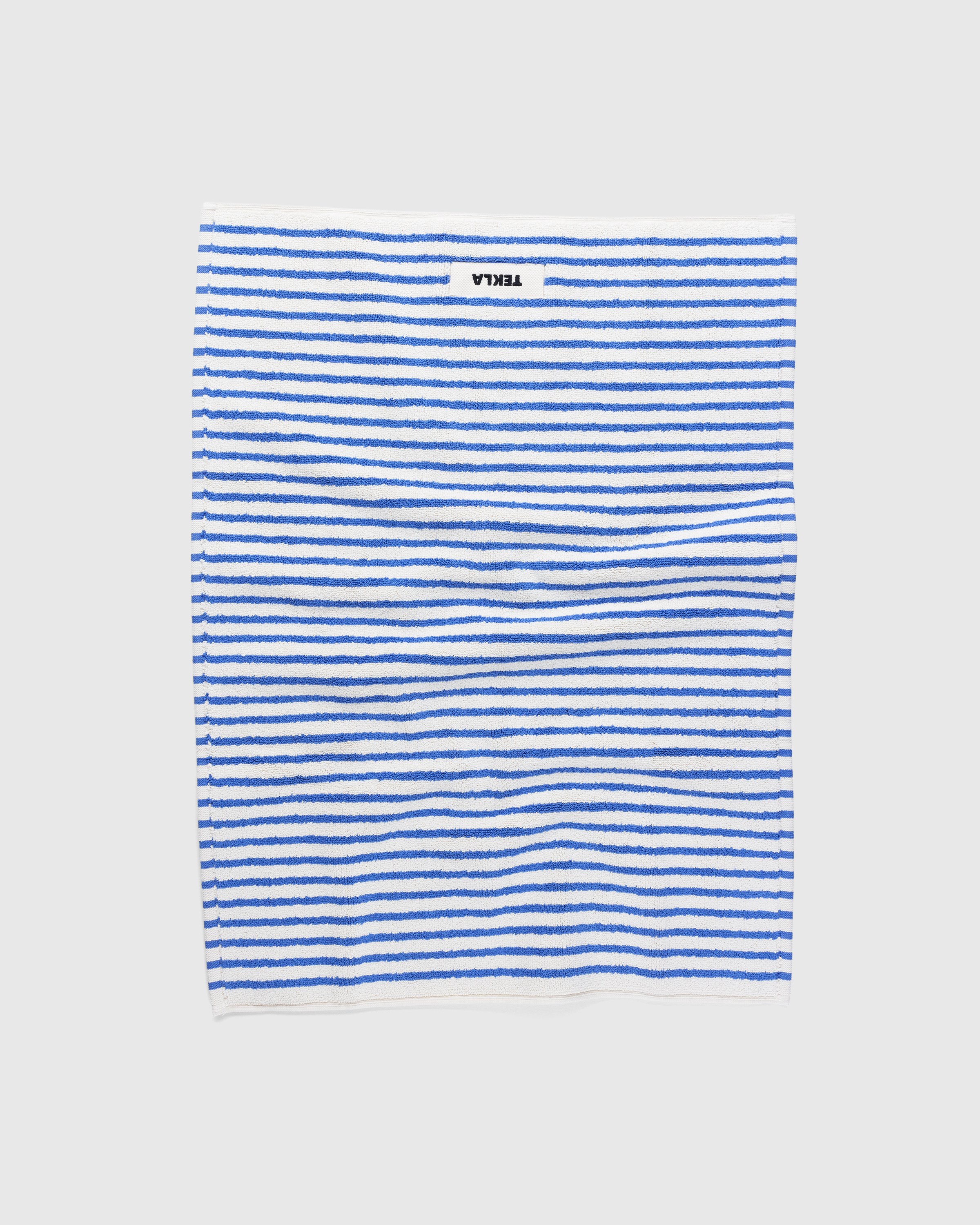 Tekla - Bath Mat Striped Coastal Blue Stripes - Lifestyle - Blue - Image 1
