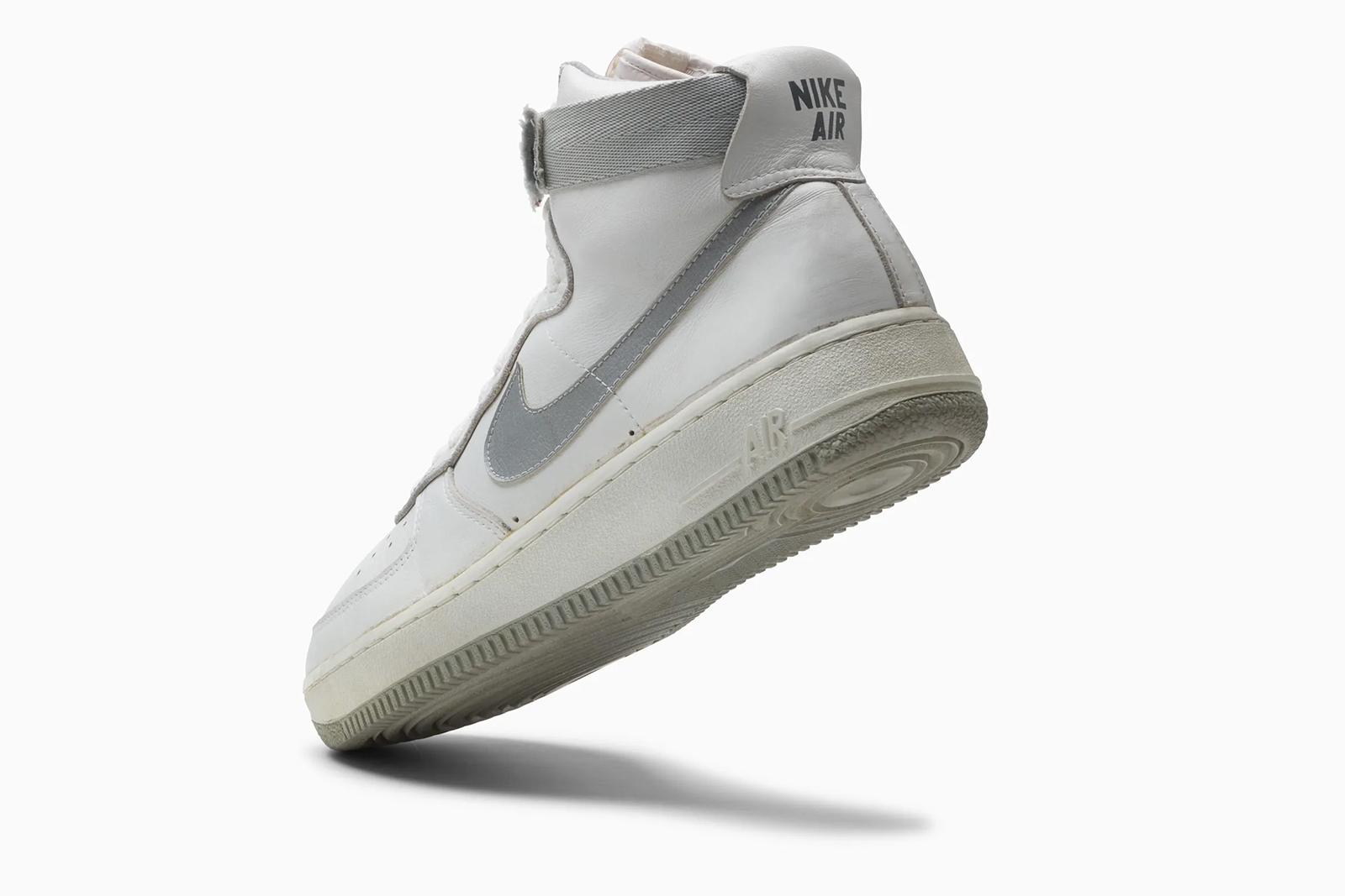 The Off-White x Nike Air Force 1 Mid 'Sheed' is one for OG NBA fans