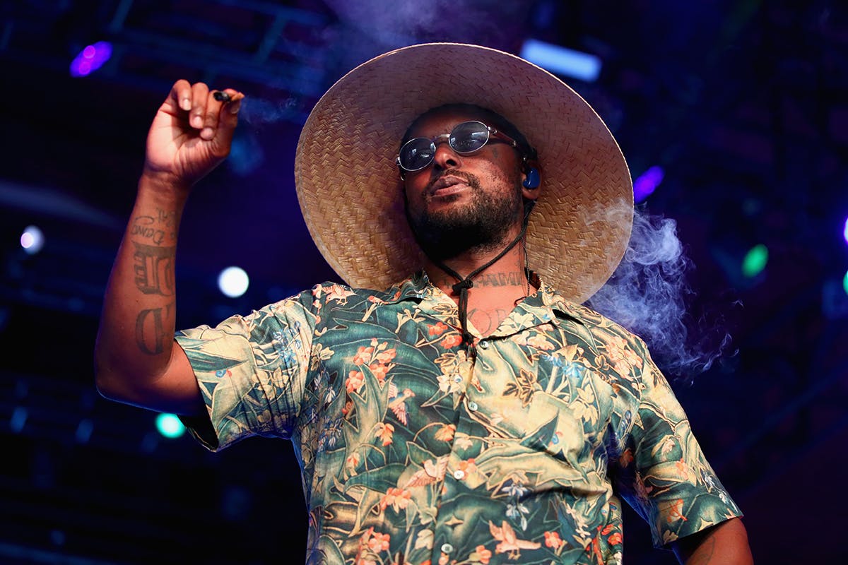 ScHoolboy Q performing