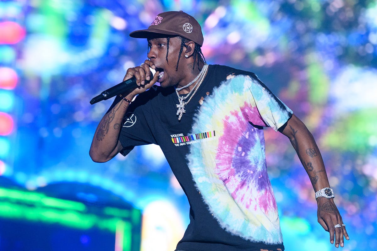 travis scott knee main Rolling Loud Festival