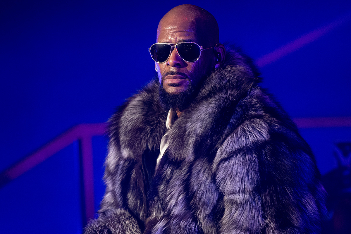 r kelly allegations investigated R. Kelly