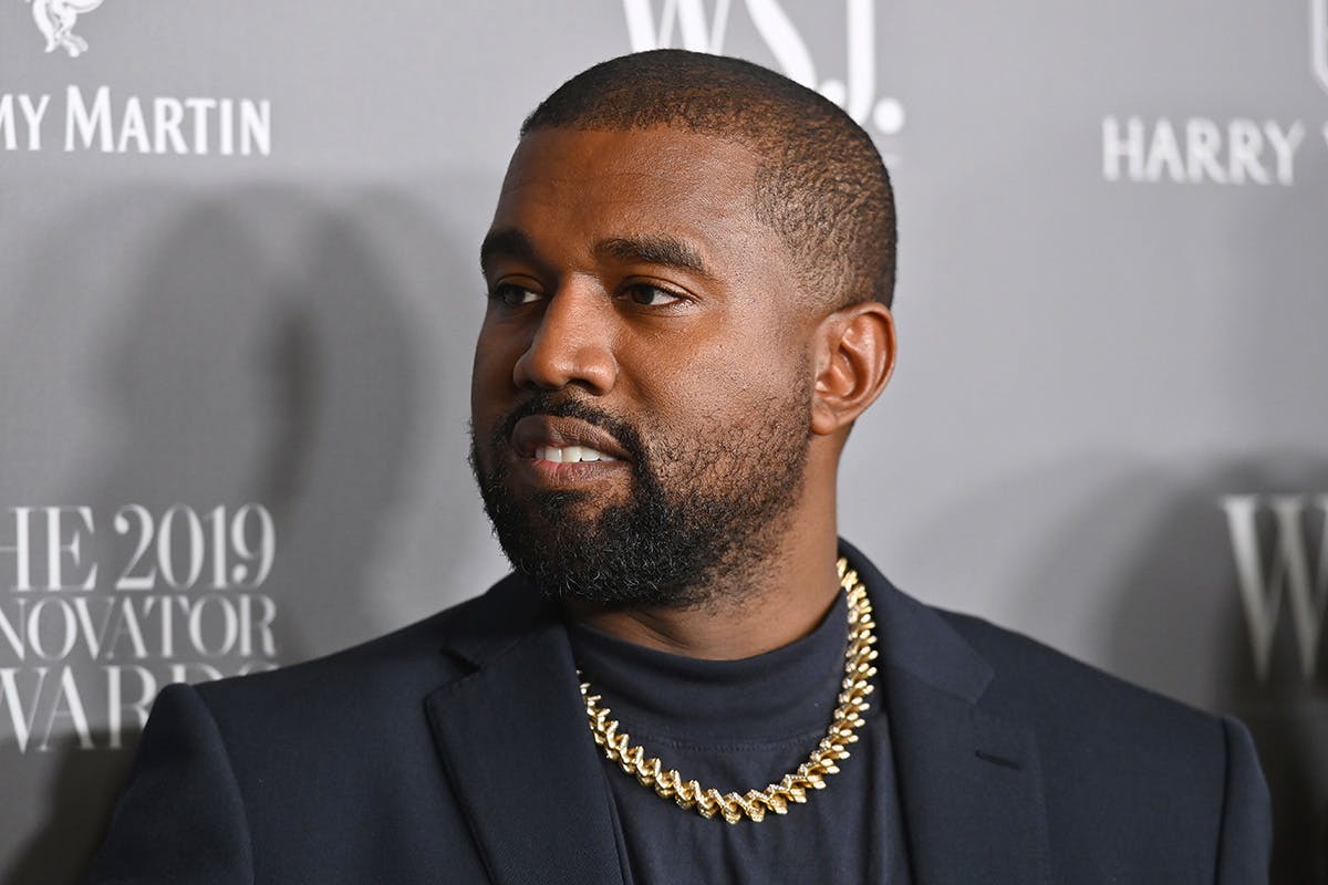 Kanye West gold chain