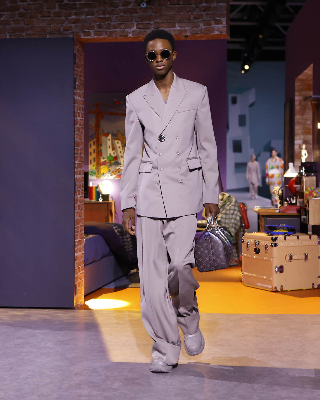 Louis Vuitton FW 2023 Menswear with Colm Dillane Is Praise-Worthy