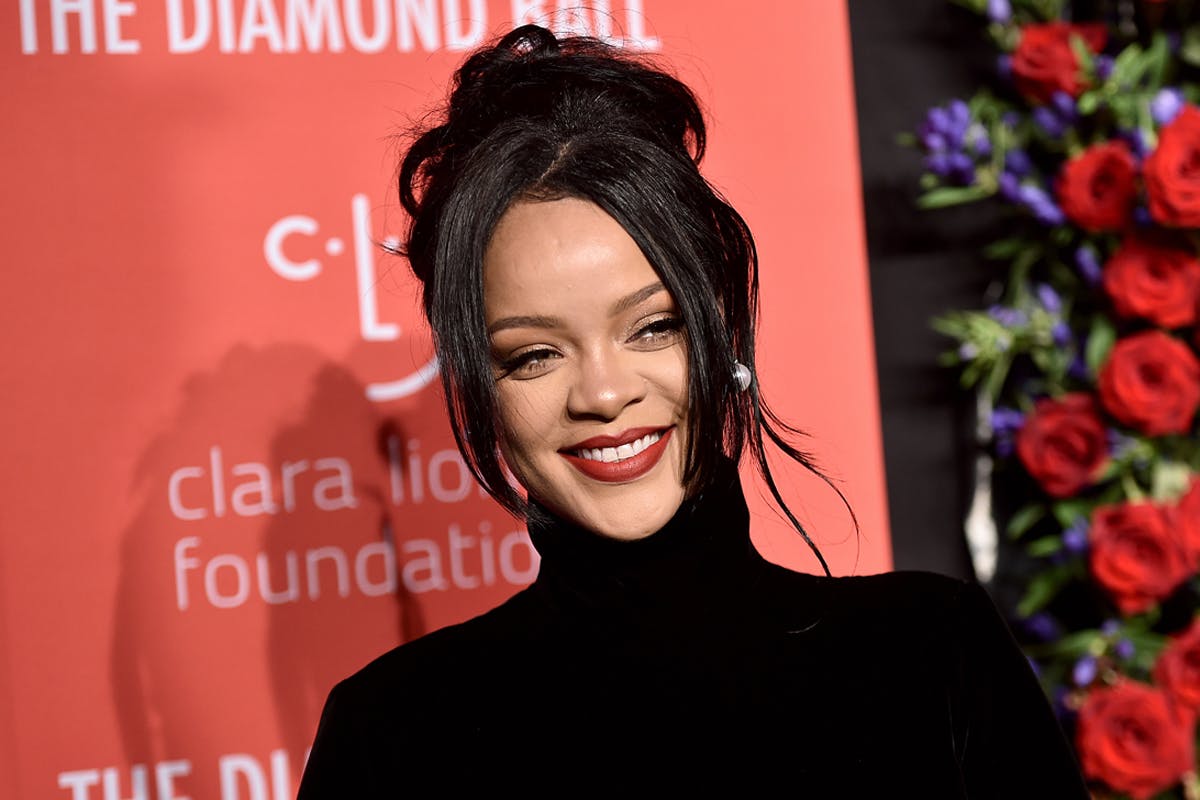 Rihanna to Release New Album in November - The New York Times