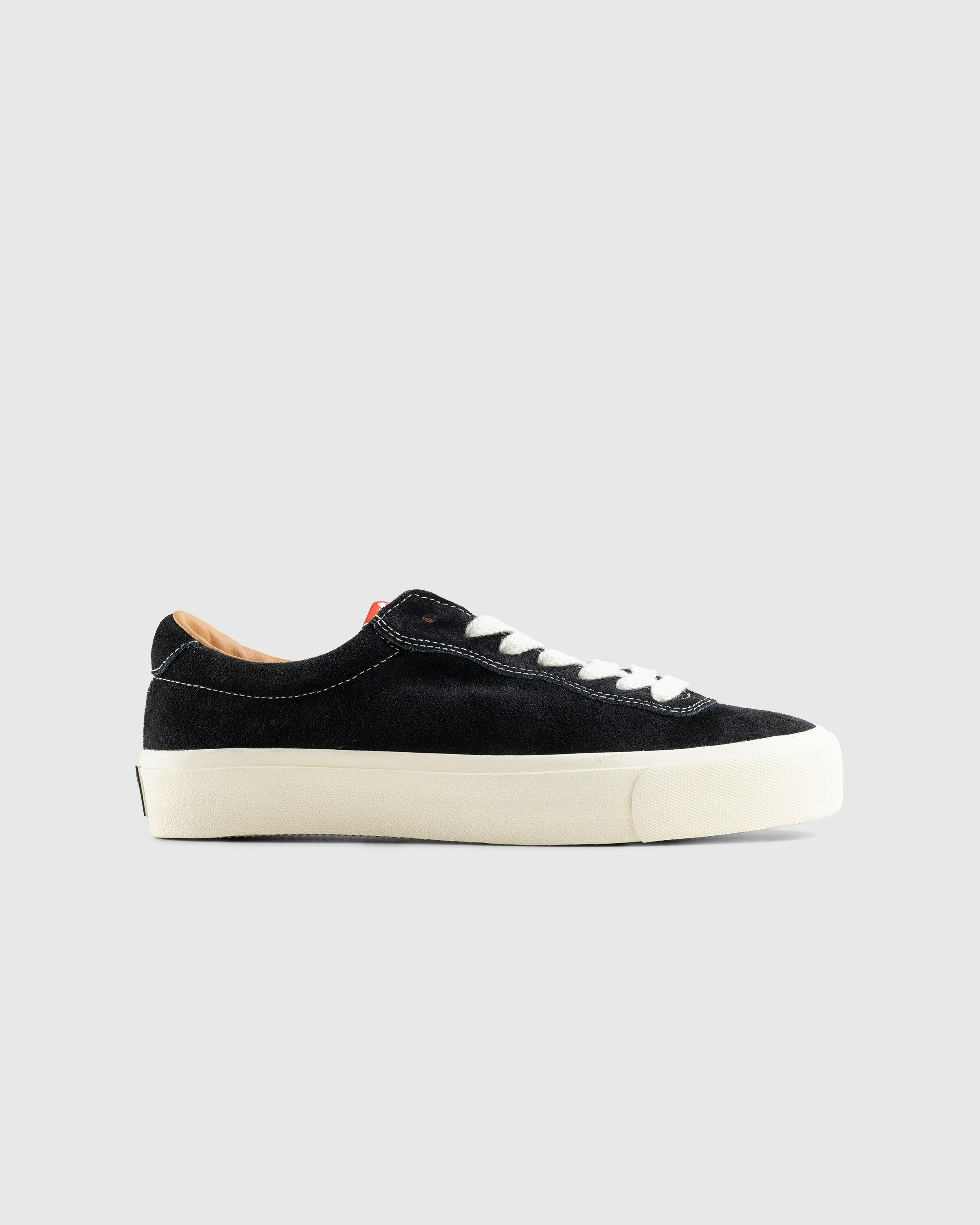 Last Resort AB - VM001-Suede LO Black/White - Footwear - Black - Image 1