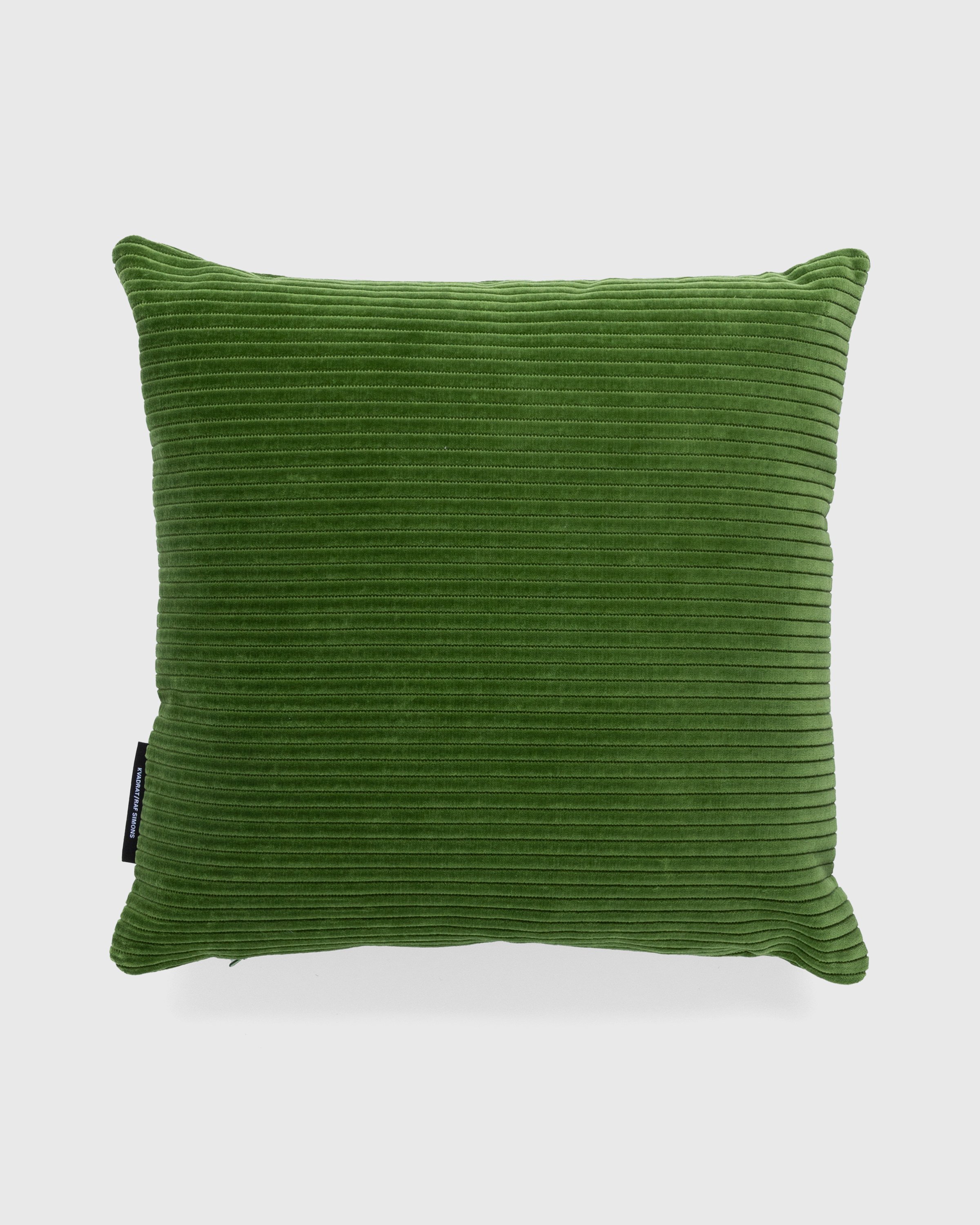 Kvadrat/Raf Simons - Phlox Pillow Green - Lifestyle - Green - Image 1