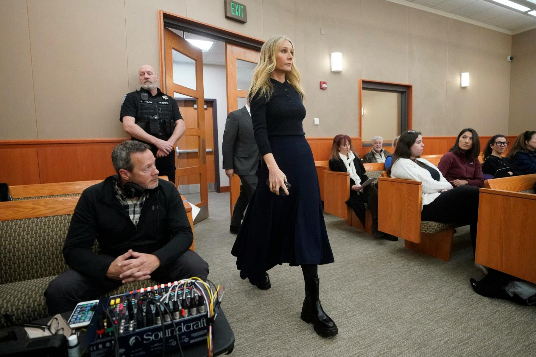 Gwyneth Paltrow walking into a Utah courtroom