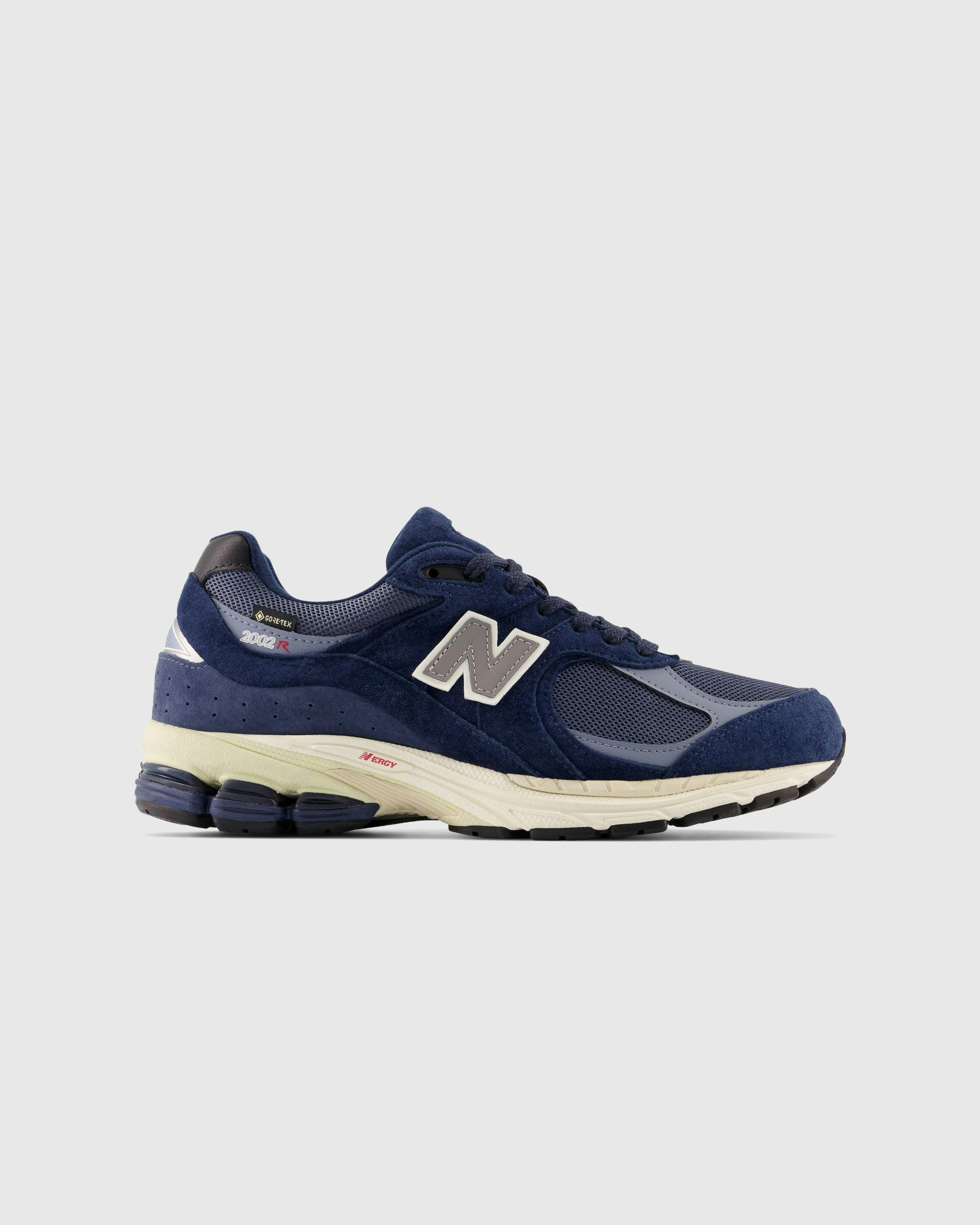 New Balance - M 2002 RXF Navy - Footwear - Blue - Image 1