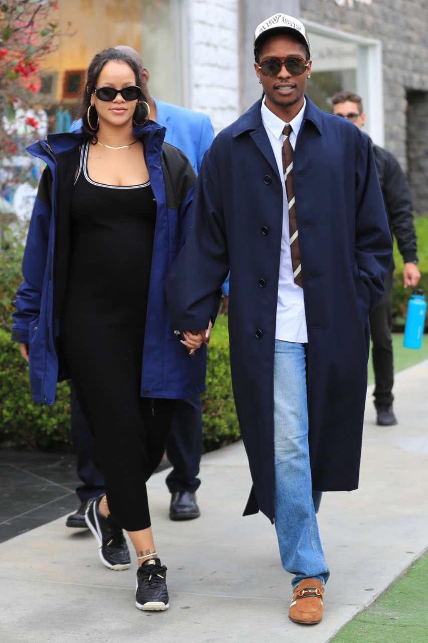 Pregnant Rihanna and ASAP Rocky go shopping at Kitson kids