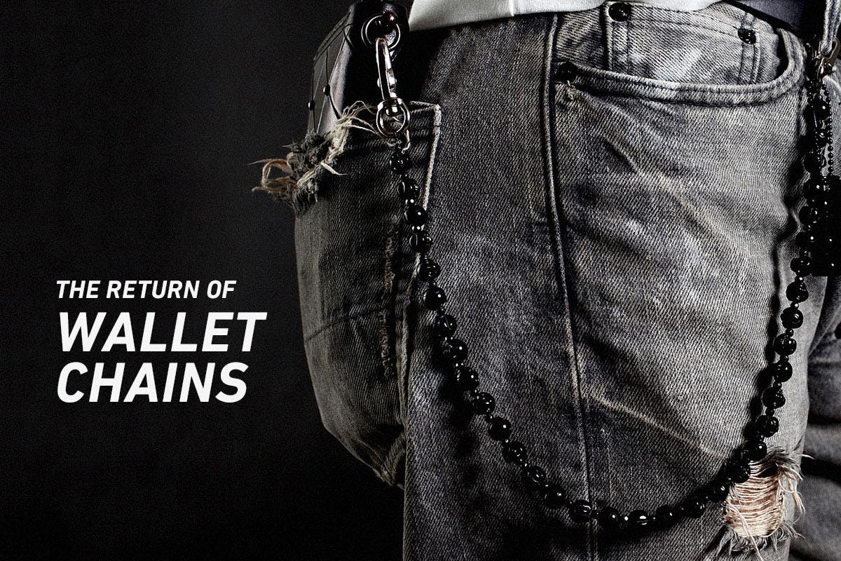 Chain for a clearance wallet
