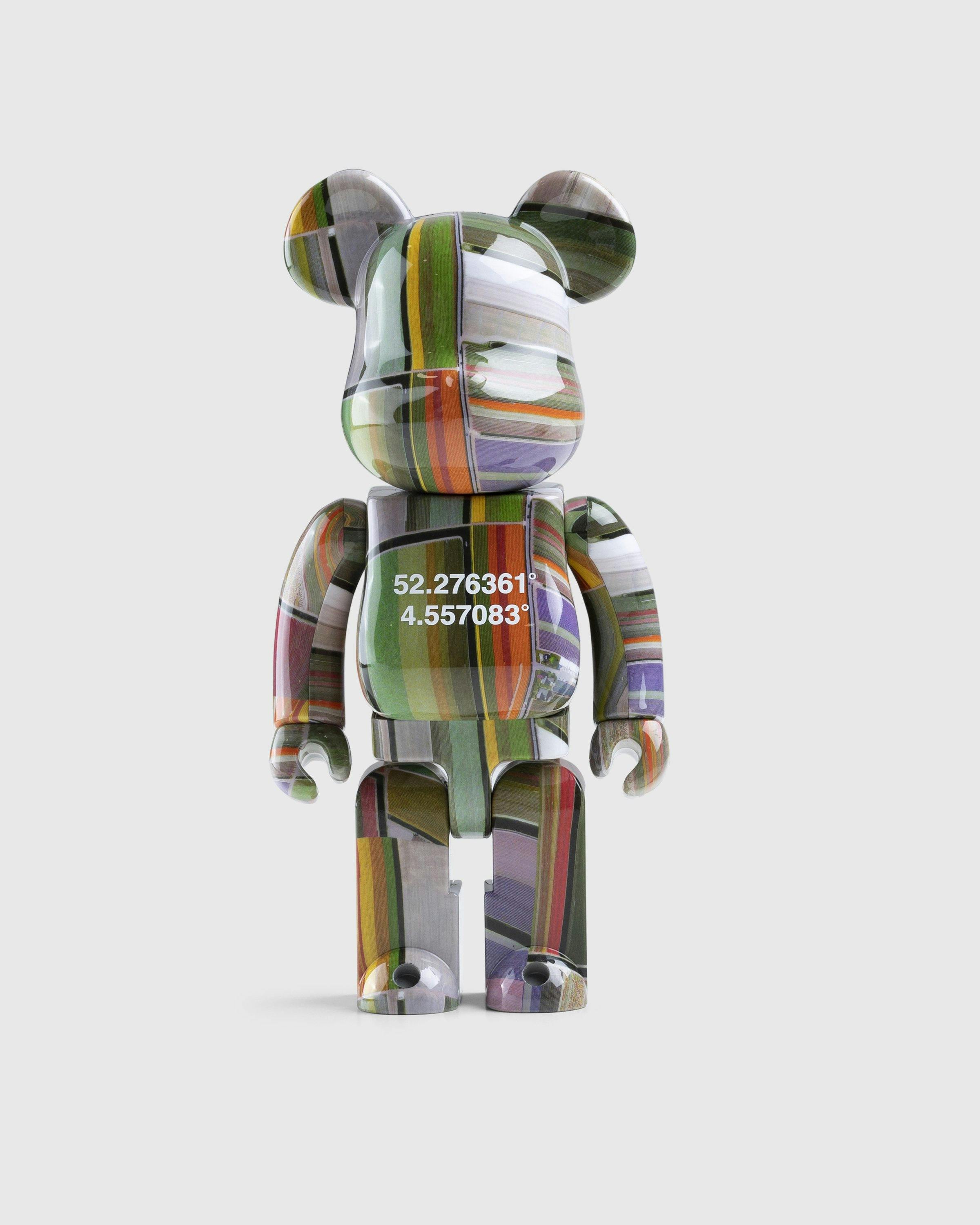 Medicom - Be@rbrick Benjamin Grant Overview Lisse 1000% Multi - Lifestyle - Multi - Image 1