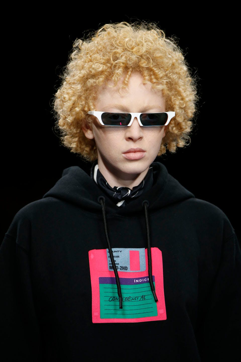 marcelo burlon ss19 spielberg eastpak linda farrow runway