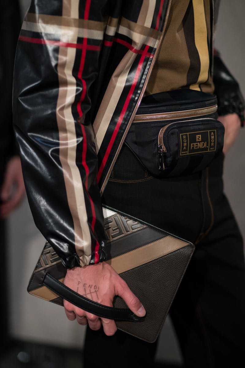fendi ss19 mfw runway