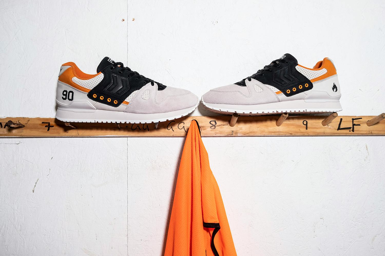 hummel hanon standing only pack