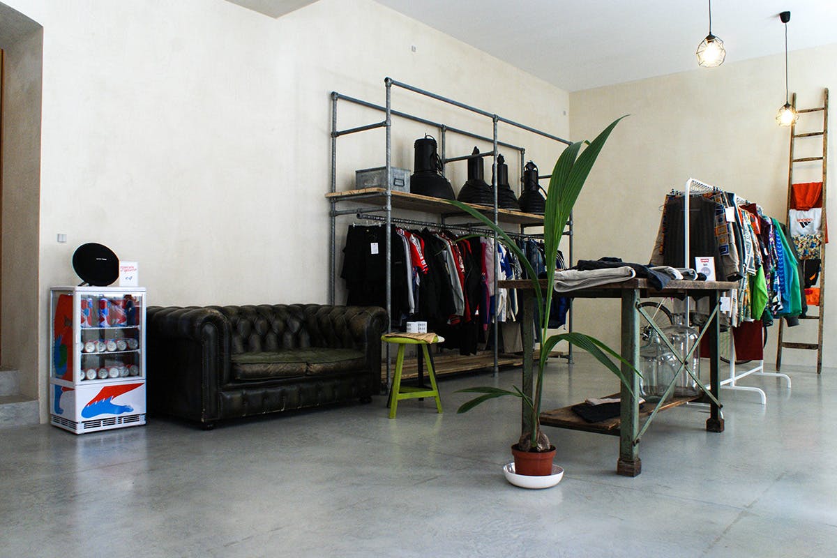 best vintage stores berlin AMEX american express platinum fashion