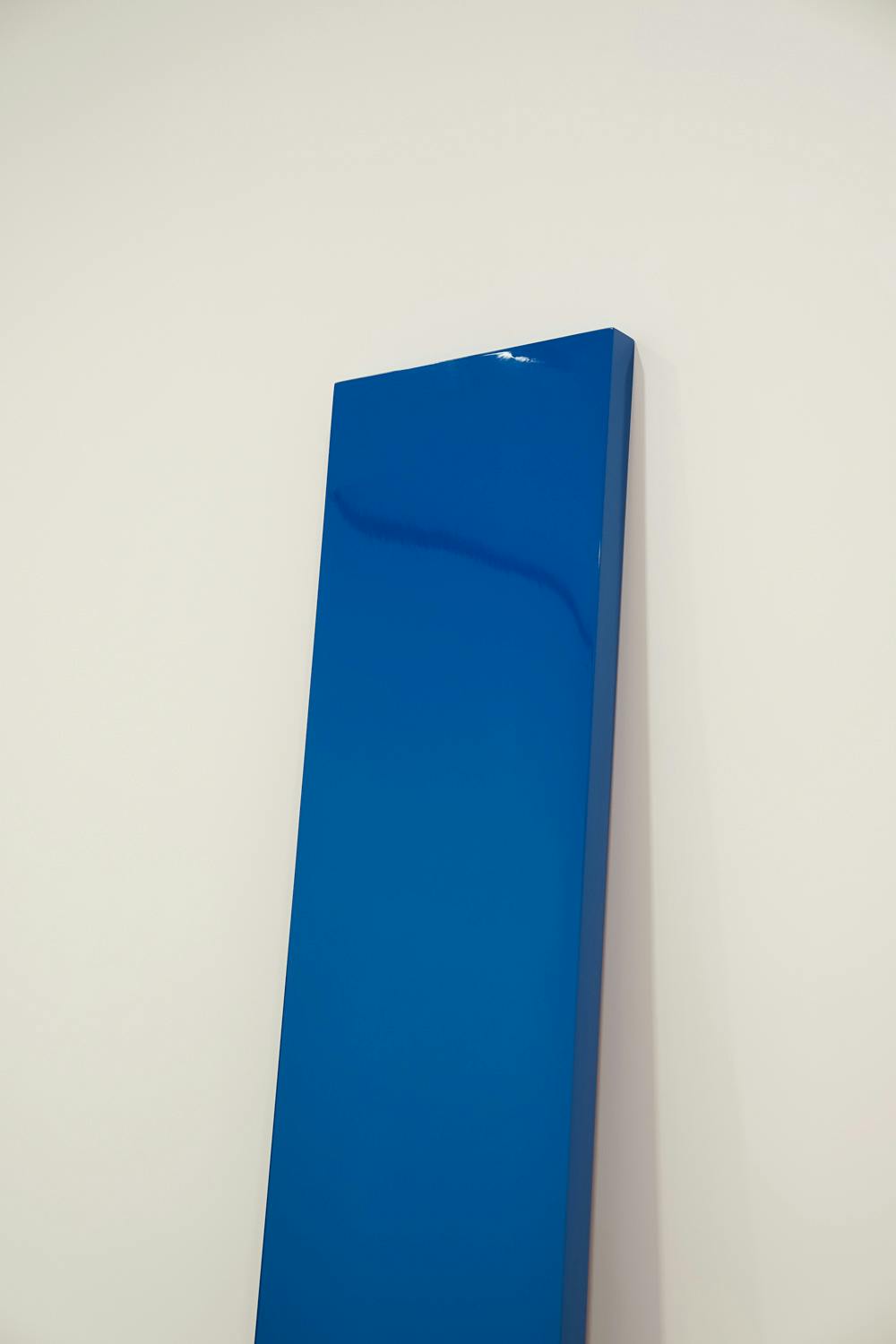 dan flavin donald judd john mccracken fred sandback david zwirner exhibition