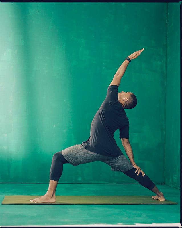 Nike yoga ad top