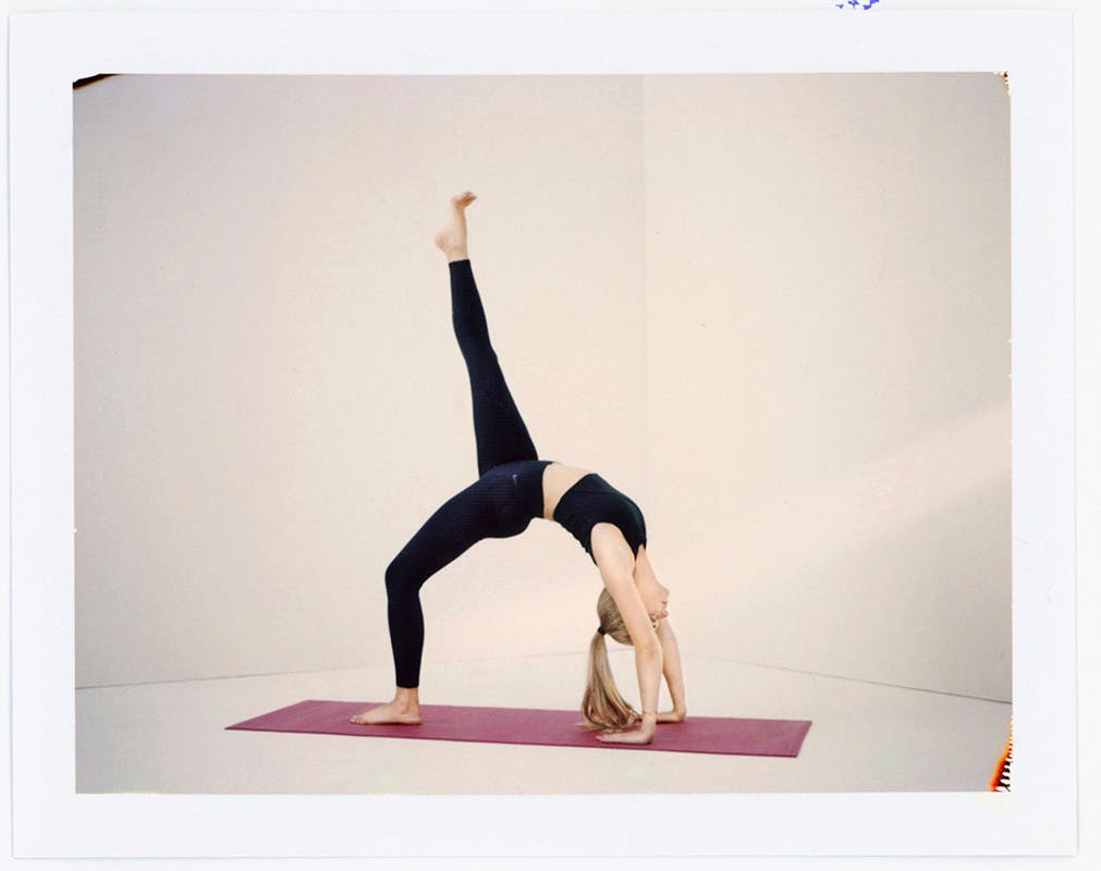 nike yoga collection