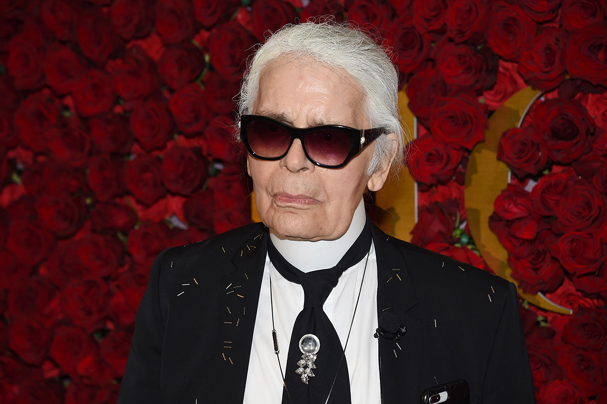 Celebrities React to Karl Lagerfeld's Death