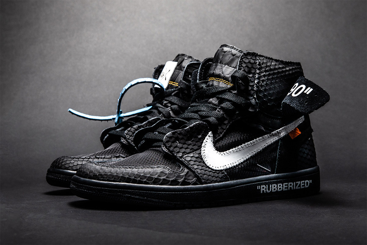bekymring Installation Bliv overrasket Take a Look at The Shoe Surgeon's "Lux" Rubberized Python AJ1