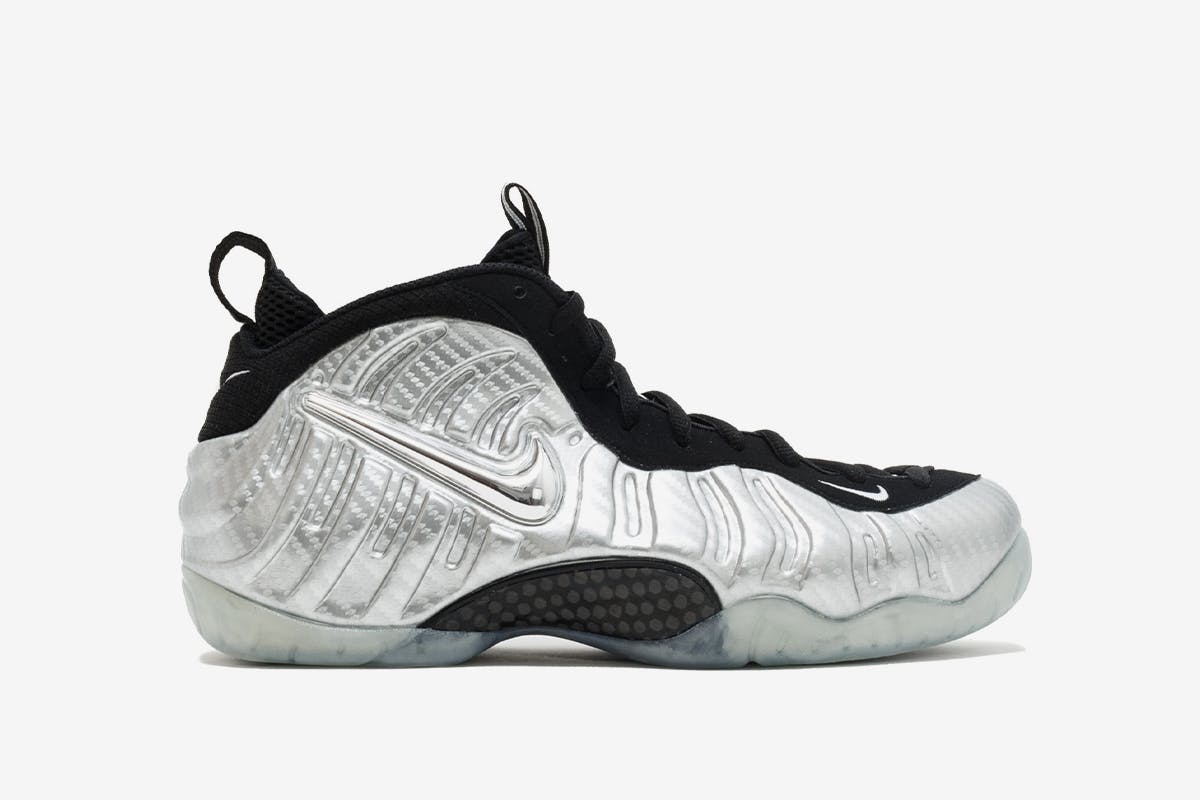 foamposite 02 Foamposite Pro Silver Surfer nike foamposite