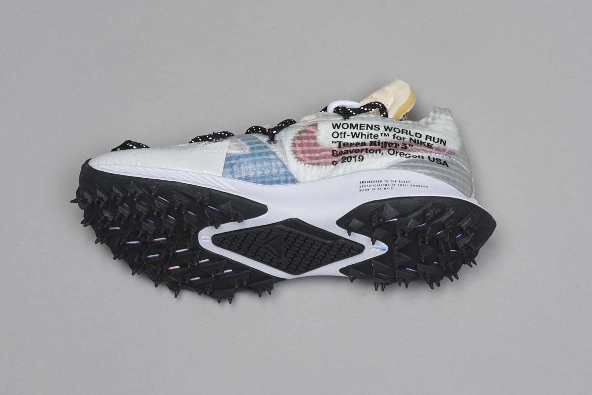 Virgil MCA Exhibition Snekaers 40 Nike virgil abloh