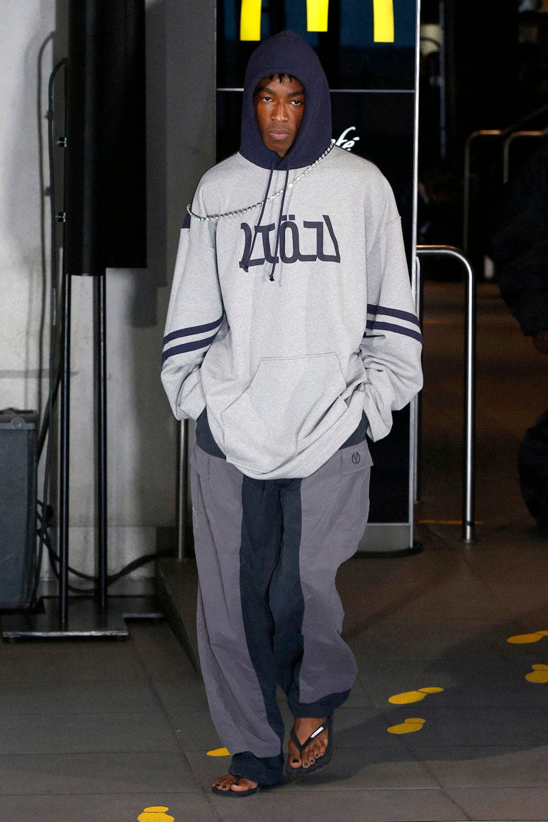 Vetements : Runway Paris Fashion Week Menswear Spring/Summer 2020 demna gvasalia ss19