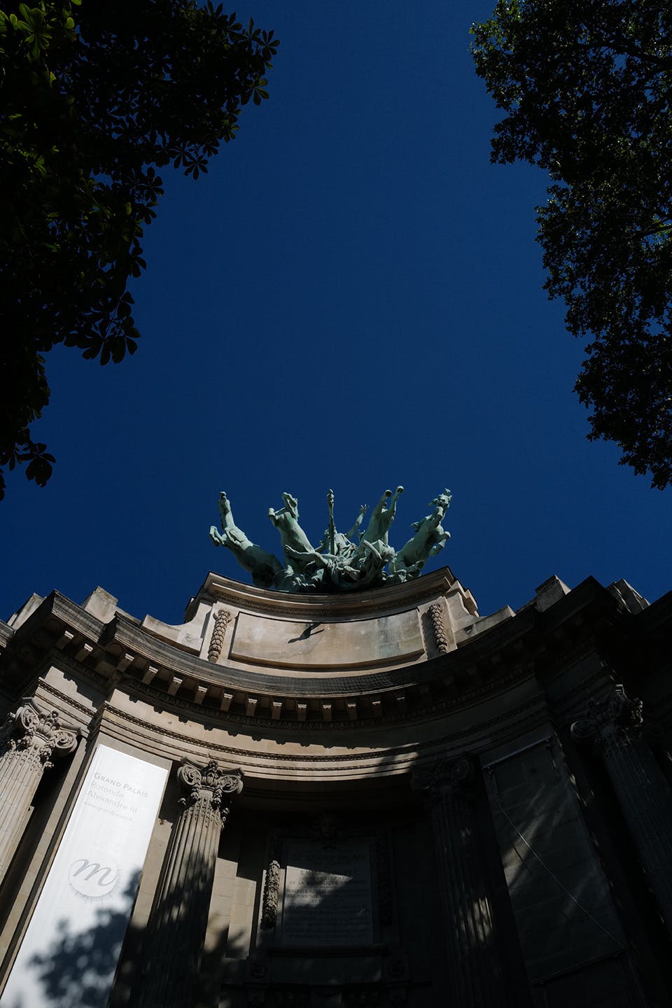 J1070521 Leica Q2 paris fashion week