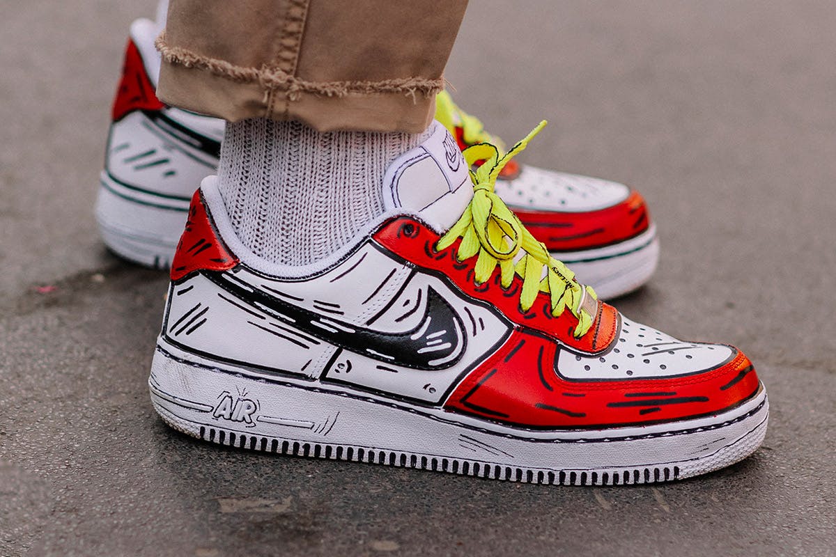 Bespoke OFF-WHITE Dunk Custom Gets the Louis Vuitton Treatment