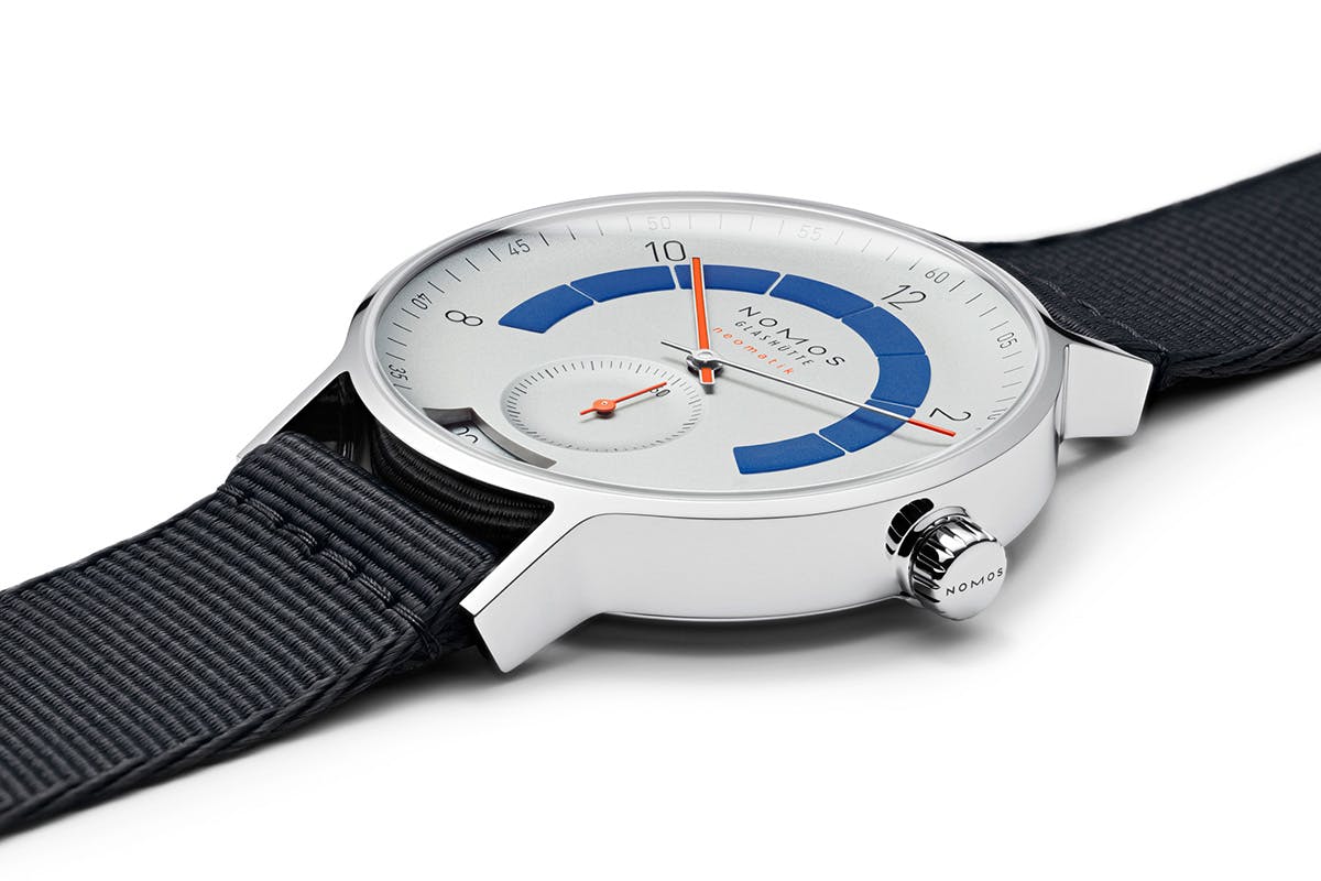 nomos glashutte autobahn neomatik 41