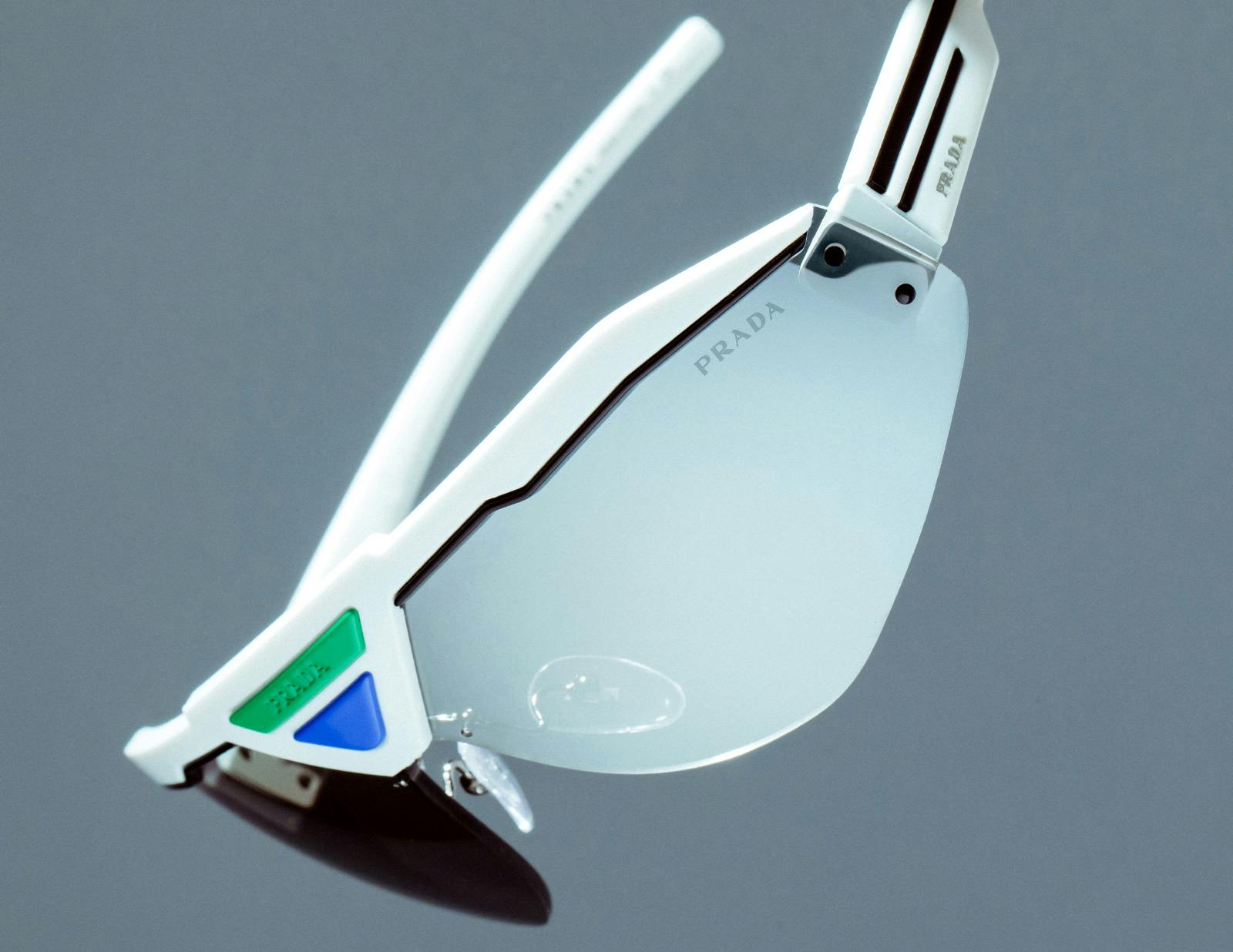 sunglass hut buyers guide header