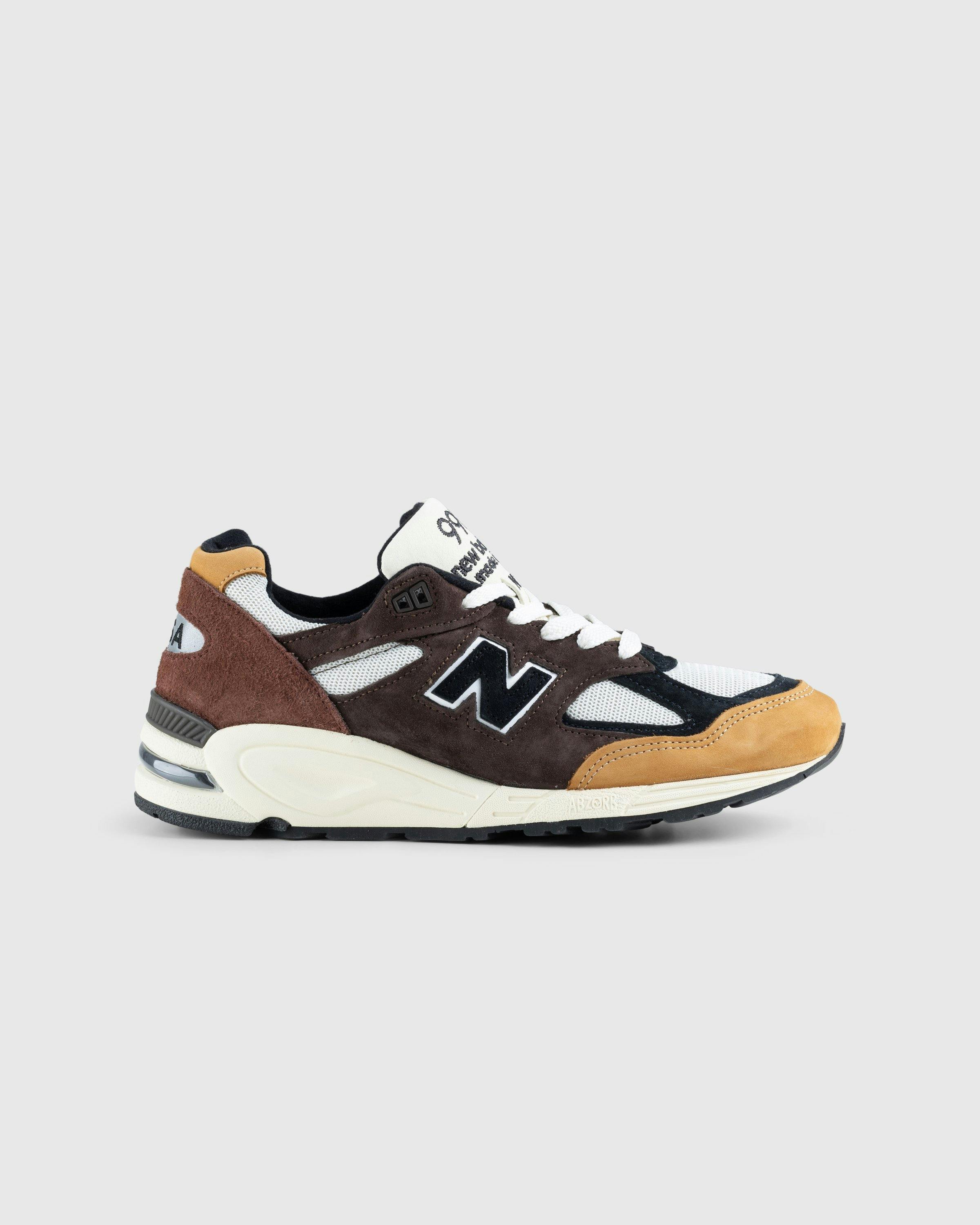 New Balance - M 990 BB2 Brown - Footwear - Black - Image 1