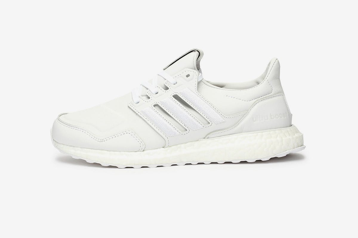 adidas Ultraboost Leather white