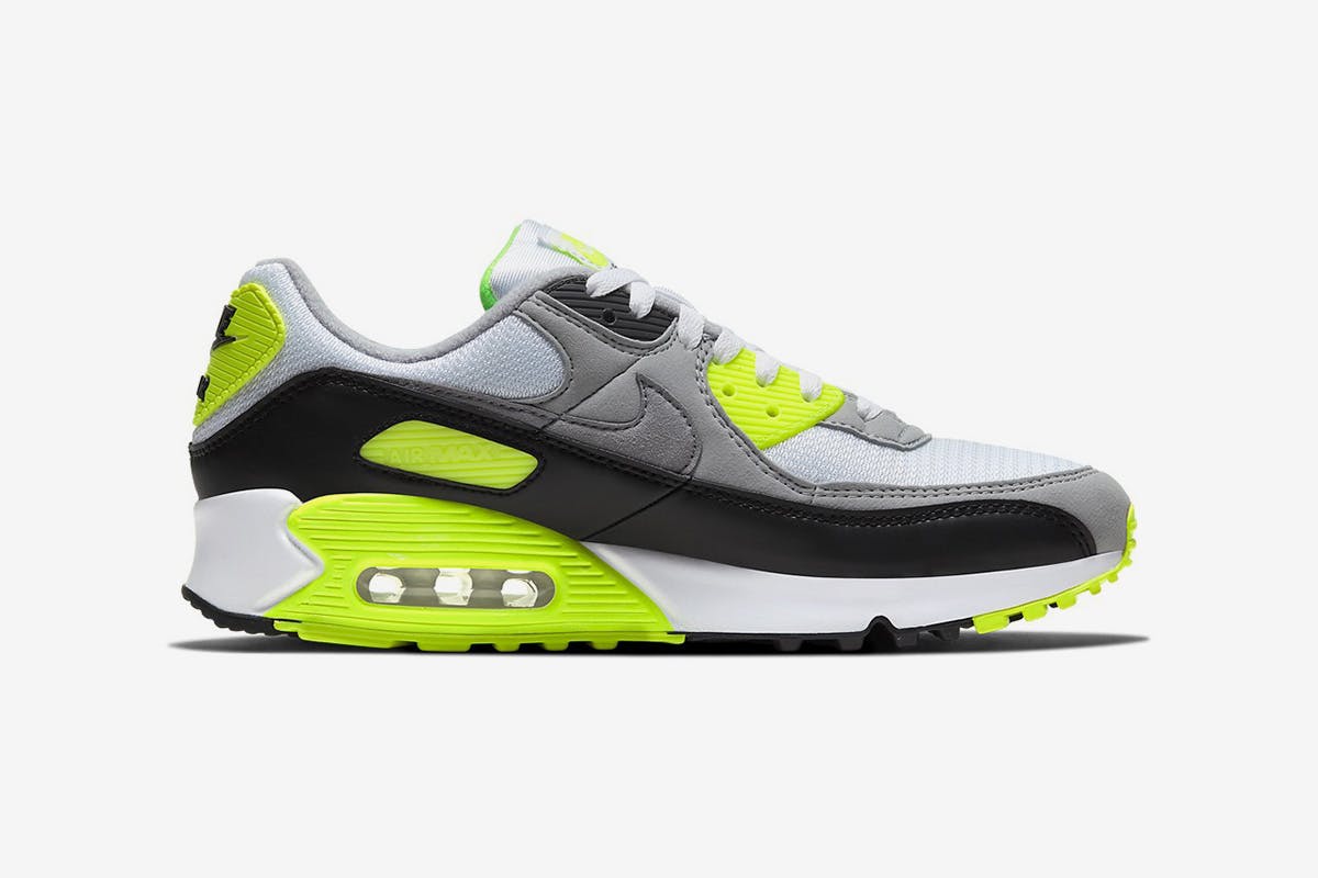 First Look: Nike Air Max 90 White Black Green •