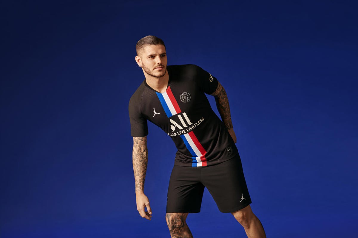 Paris Saint Germain Away 06/07 Jersey Kit inspired by Loui…