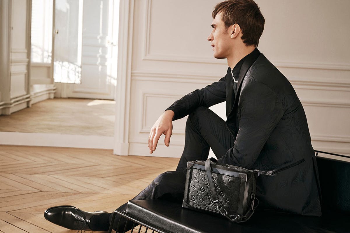 LOUIS VUITTON INTRODUCES A NEW COLLECTION OF SIGNATURE MEN