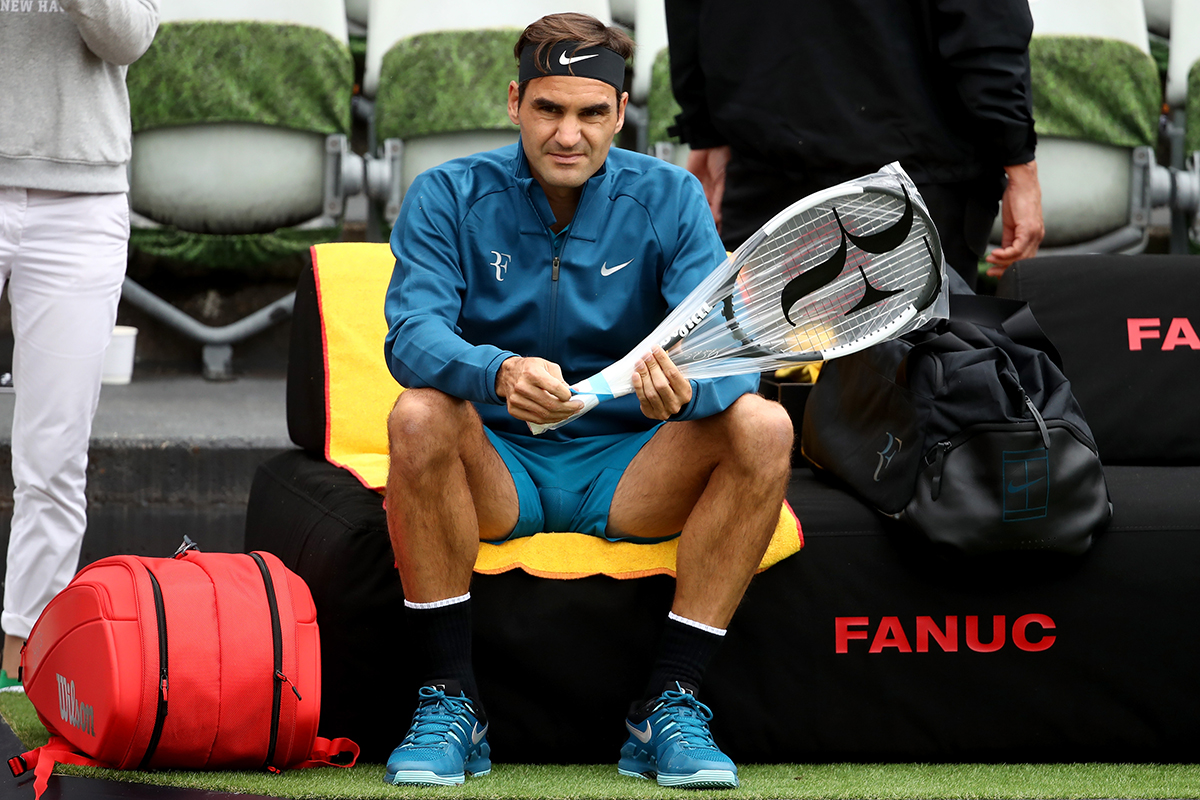 Roger Federer Nike gear tennis racquet