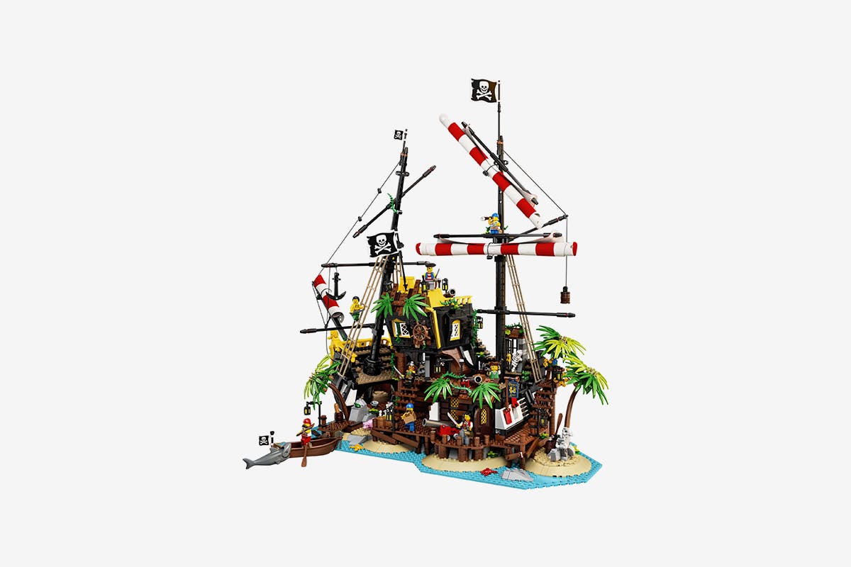 LEGO Pirates of Barracuda Bay Set