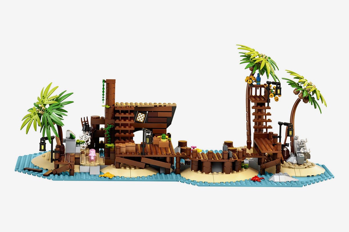 LEGO Pirates of Barracuda Bay Set