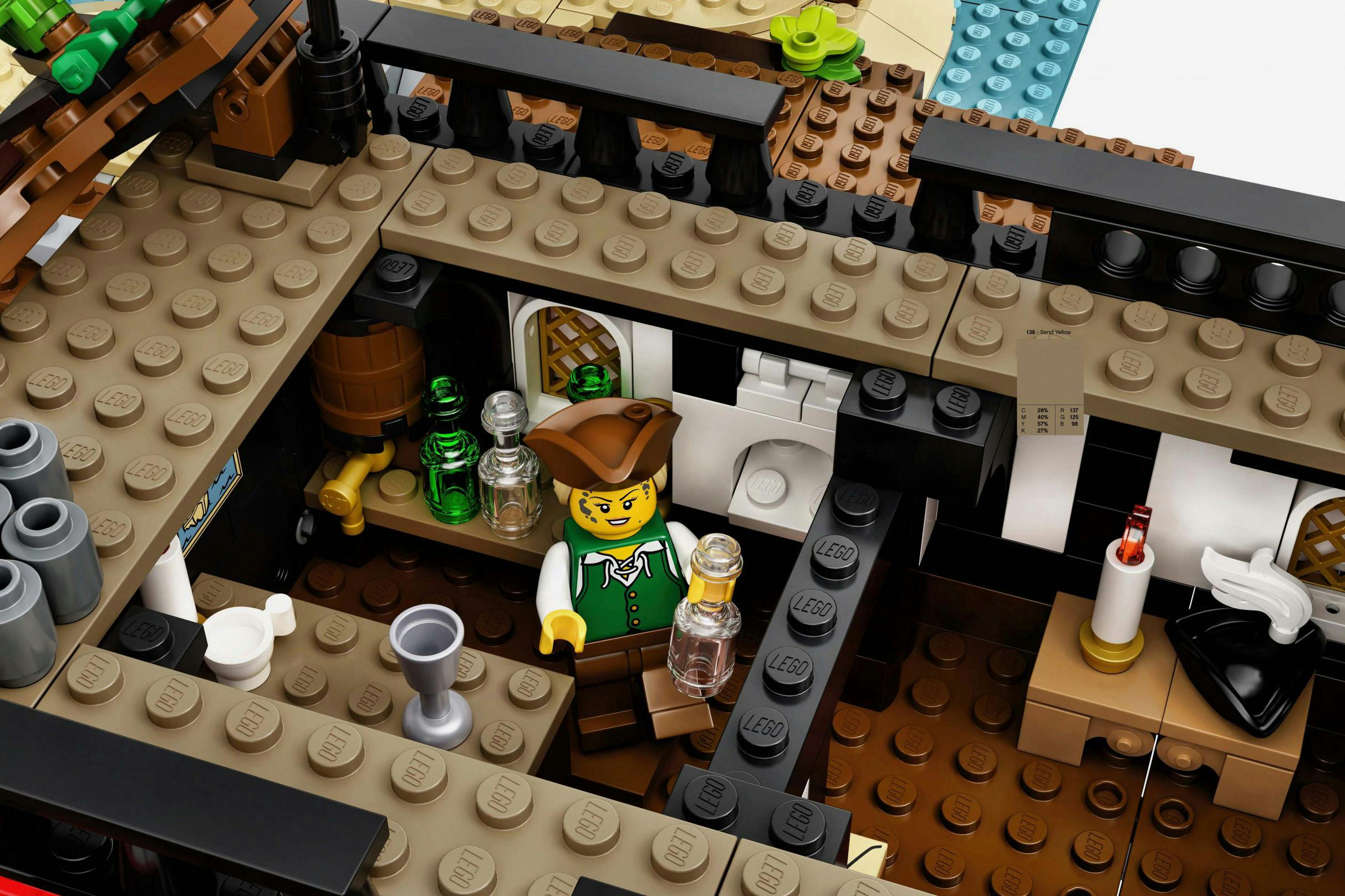 LEGO Pirates of Barracuda Bay Set