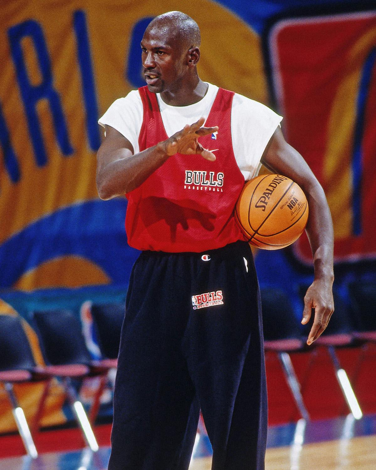 Michael Jordan's Practice Gear Is the Ultimate Gym Fit Inspo