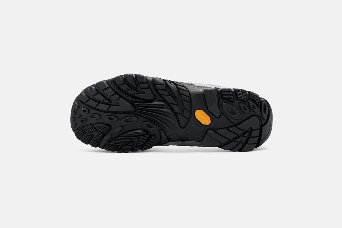Outdoor Voices x Merrell Moab 2 Mid Vent