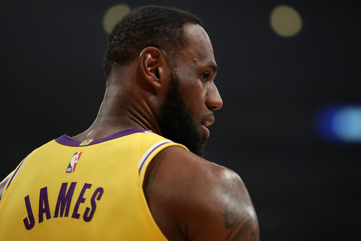 LeBron James Lakers jersey