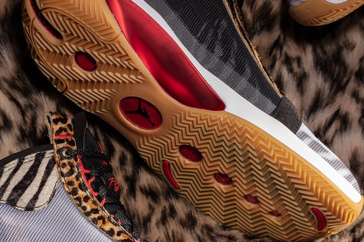 nike air jordan 34 jayson tatum pe zoo product shot