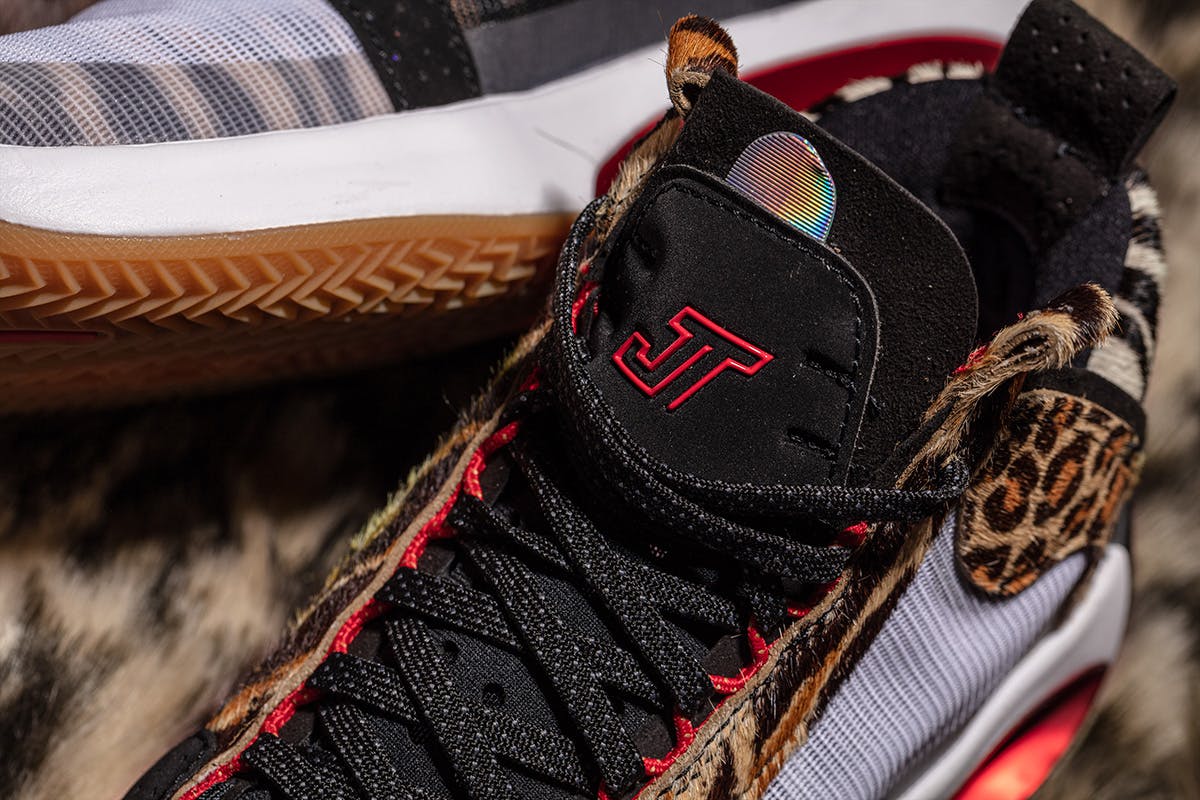 nike air jordan 34 jayson tatum pe zoo product shot
