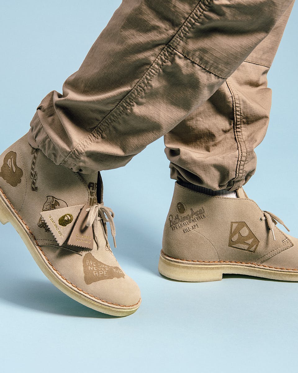 新品A BATHING APE® × CLARKS DESERT BOOTS