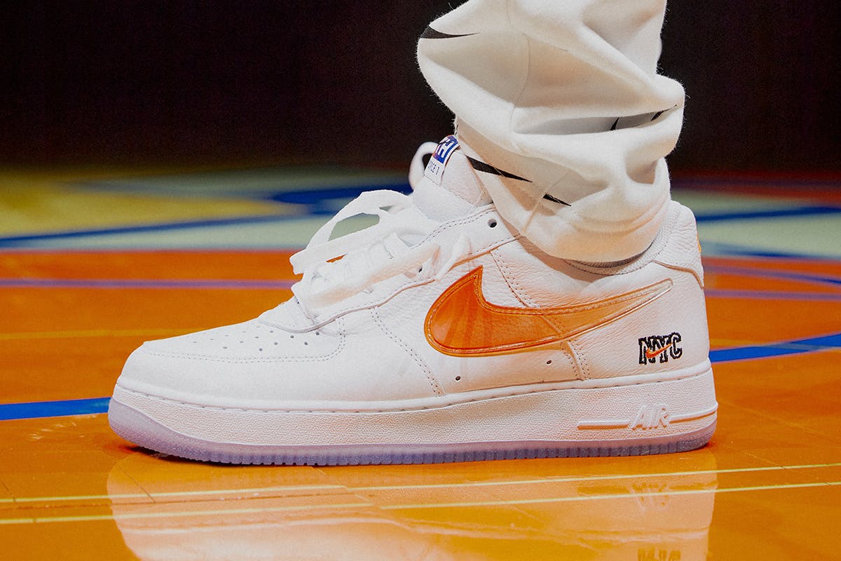 KITH x Nike Air Force 1 New York Knicks Home Review 